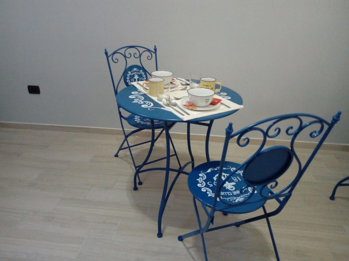 Alojamento de Acomodação e Pequeno-almoço Dimora San Giovanni Maggiore Nápoles